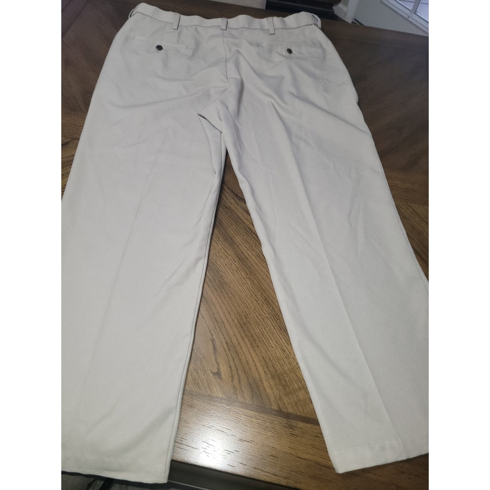 Haggar Cool Right Performance Flex Classic Fit Khaki Pants Mens 38x28 Sand‎